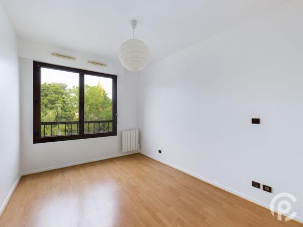 Location Appartement54 m² - 2 Pièces - CLAMART (92140)