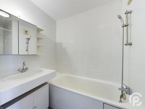 Location Appartement54 m² - 2 Pièces - CLAMART (92140)