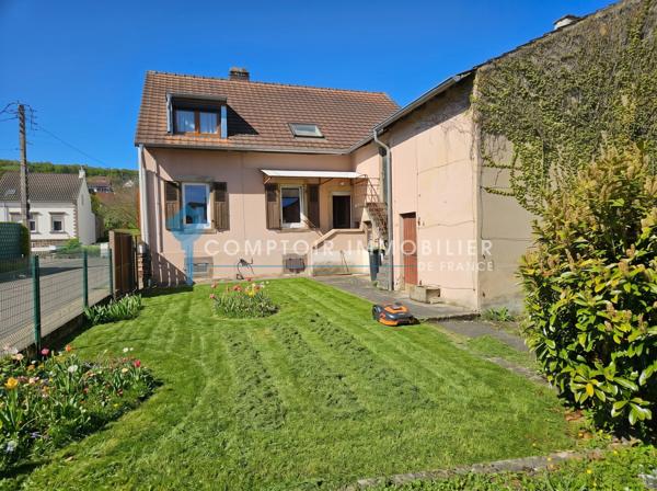 Maison de village
                                                                                                                                                                                                                                                                                                                        8 pièce(s)                                                                                                                                                                                                          6 chambre(s)                                                                                                                                                                                                          190  m²