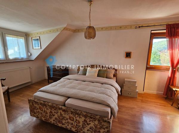 Maison de village
                                                                                                                                                                                                                                                                                                                        8 pièce(s)                                                                                                                                                                                                          6 chambre(s)                                                                                                                                                                                                          190  m²