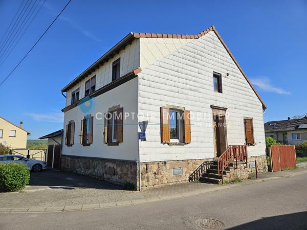 Maison de village
                                                                                                                                                                                                                                                                                                                        8 pièce(s)                                                                                                                                                                                                          6 chambre(s)                                                                                                                                                                                                          190  m²