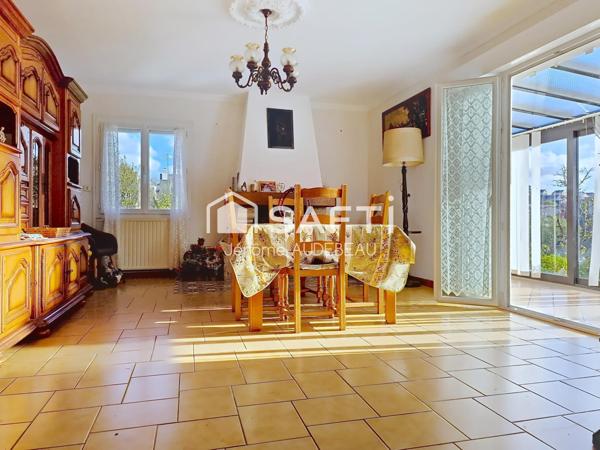 Bien placée dans le centre d'ERQUY, proche plages et commerces