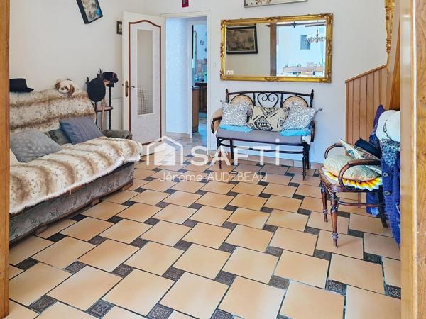 Bien placée dans le centre d'ERQUY, proche plages et commerces