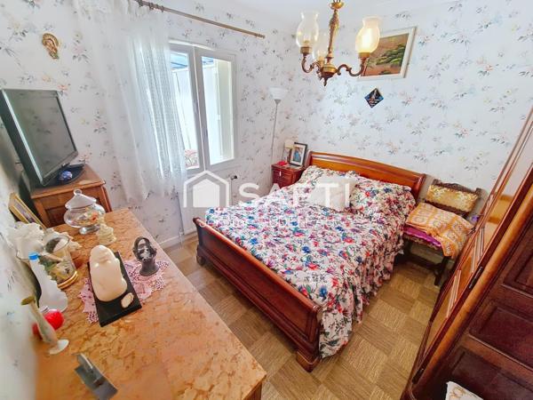 Bien placée dans le centre d'ERQUY, proche plages et commerces