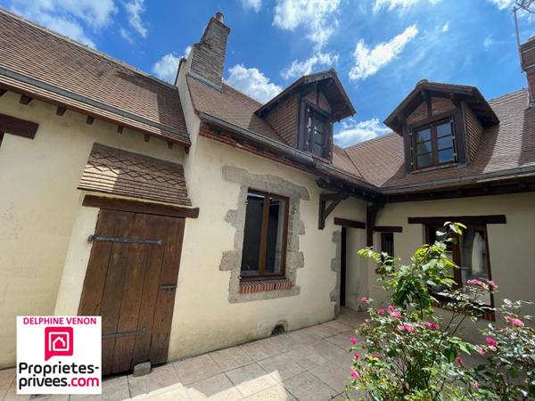 Exclusivité - Maison prestige avec beaucoup de cachet à 2 pas des commerces, du parc et de la Loire à Chateauneuf Sur Loire