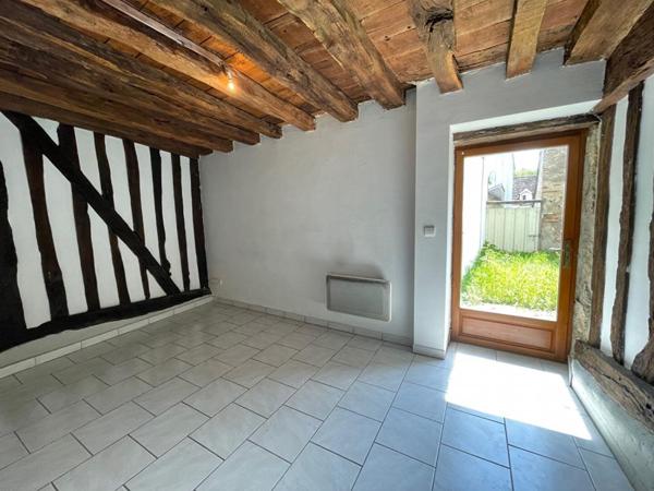 Exclusivité - Maison prestige avec beaucoup de cachet à 2 pas des commerces, du parc et de la Loire à Chateauneuf Sur Loire