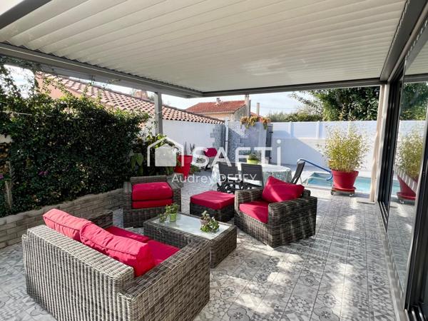 APPARTEMENT CONTEMPORAIN AVEC TERRASSE & PISCINE – À DEUX PAS DES PLAGES ET COMMERCES