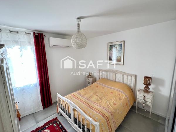 APPARTEMENT CONTEMPORAIN AVEC TERRASSE & PISCINE – À DEUX PAS DES PLAGES ET COMMERCES