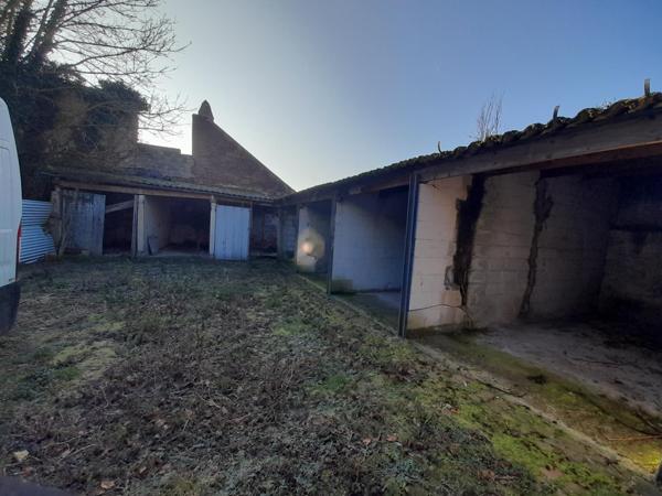Lot de 10 garages à deux pas du centre ville de Saint-Quentin