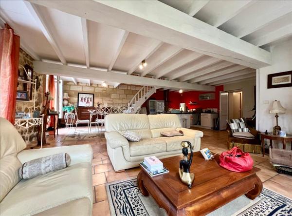 Maison à vendre |  Saint-Loubès |  4 pièces | 134 m²