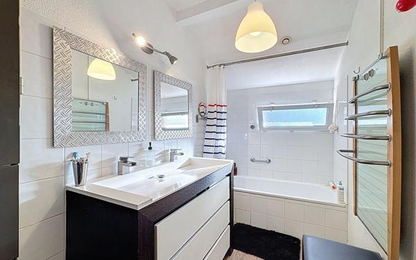 Maison à vendre    5 pièces • 111,39 m2 Bayonne