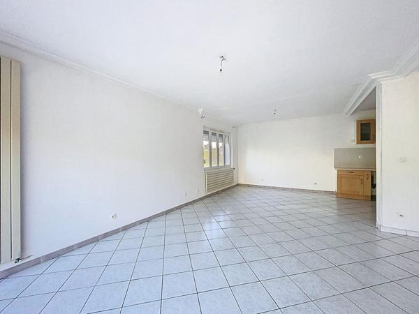 Maison spacieuse a vendre a Amboise - 4 chambres.