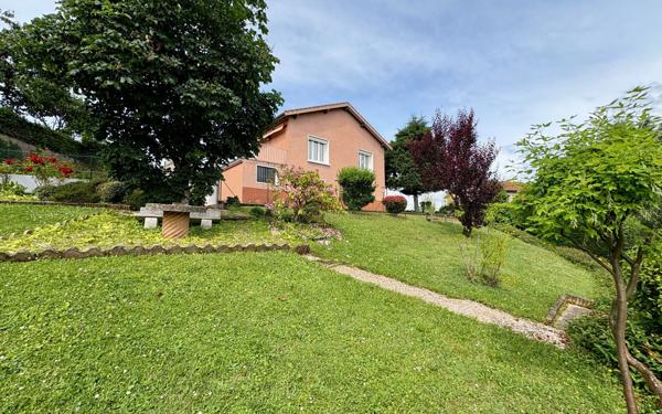 Maison à vendre    3 pièces •  Saint-Chamond