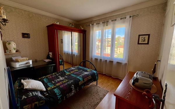 Maison à vendre    3 pièces •  Saint-Chamond