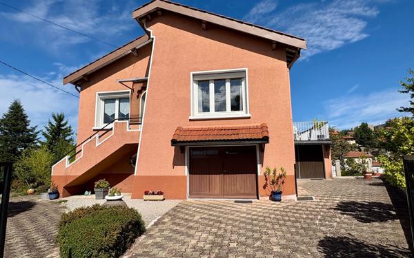 Maison à vendre    3 pièces •  Saint-Chamond