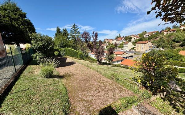 Maison à vendre    3 pièces •  Saint-Chamond