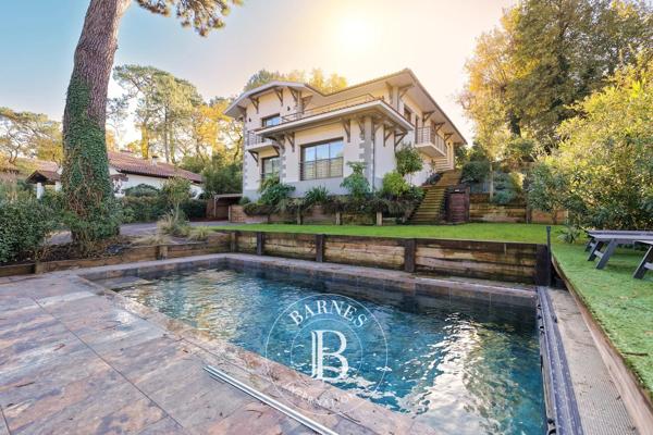 Arcachon, Villa 6 Chambres -  285 m² à vendre