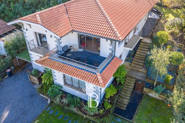 Arcachon, Villa 6 Chambres -  285 m² à vendre