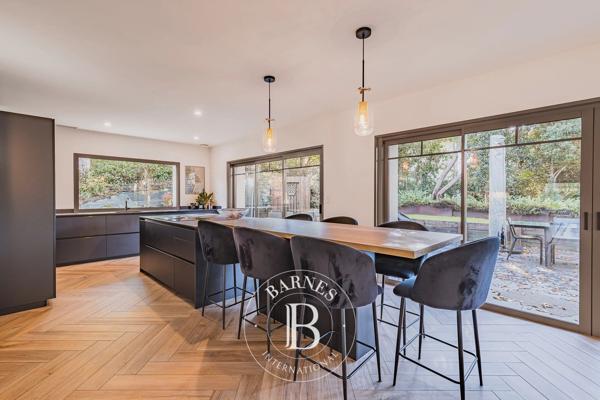 Arcachon, Villa 6 Chambres -  285 m² à vendre