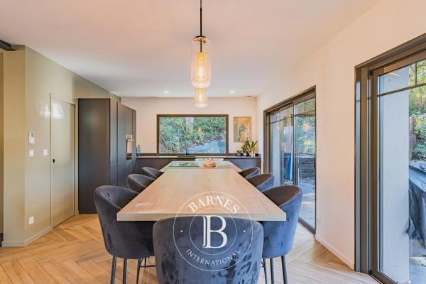 Arcachon, Villa 6 Chambres -  285 m² à vendre