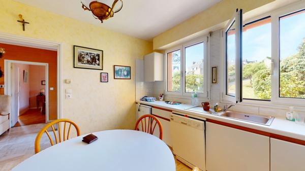 Dpt Finistère (29), à vendre CAMARET SUR MER maison P6, Maison contemporaine avec vue imprenable sur le port et la plage à Camaret-sur-Mer