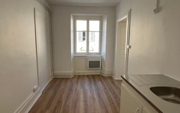 Appartement à louer    1 pièce • 30,31 m2 Thann