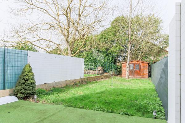 Appartement Duplex avec Jardin 3 pièces à vendre à Saulx-Marchais