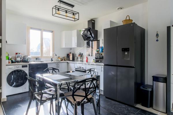 Appartement Duplex avec Jardin 3 pièces à vendre à Saulx-Marchais