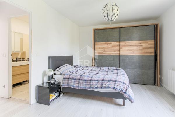 Appartement Duplex avec Jardin 3 pièces à vendre à Saulx-Marchais