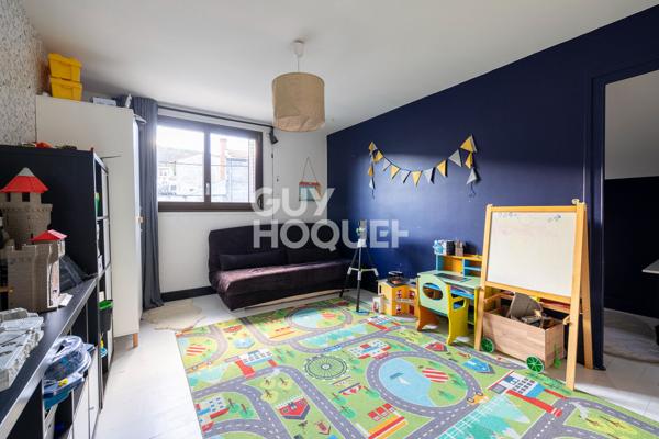 VOLVIC - Maison 170 m2, 5 chambres, terrasse et double garage