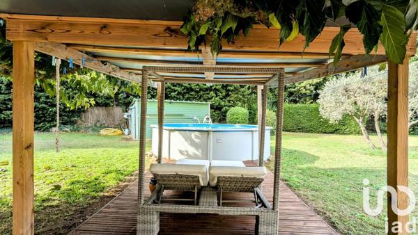 Maison 5 pièces de 191 m² à Loriol-du-Comtat (84870)