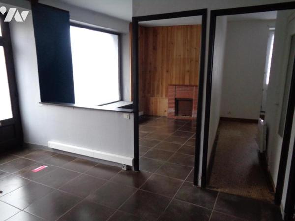 Idéal investisseur en centre bourg : magasin + possibilité appartement