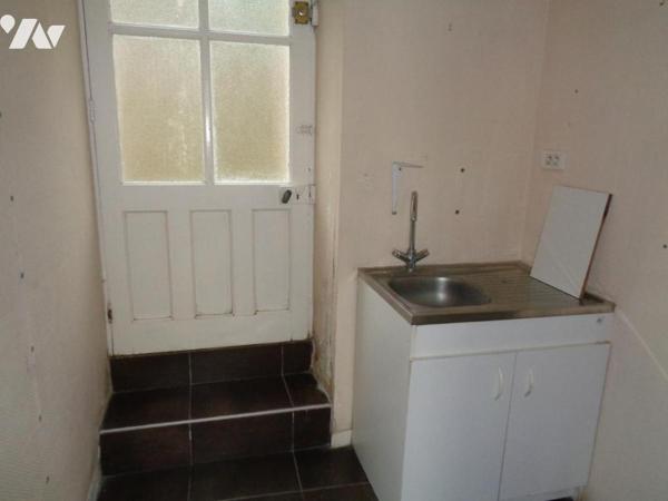 Idéal investisseur en centre bourg : magasin + possibilité appartement