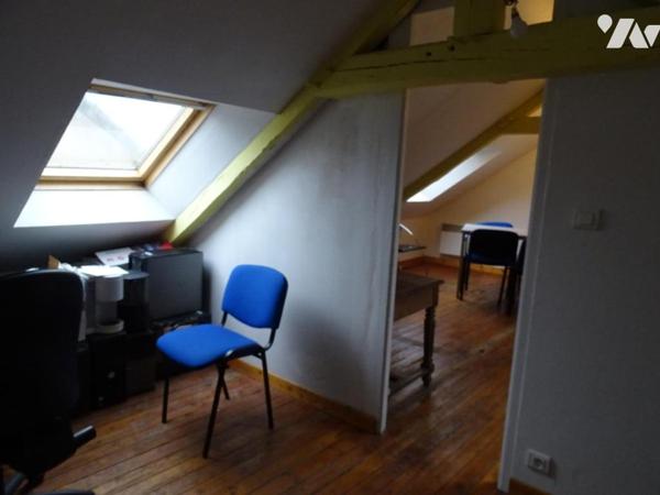 Idéal investisseur en centre bourg : magasin + possibilité appartement