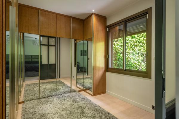 Fontaines Sur Saône - Maison de 284 m² environ - 5 Chambres - Terrain de 1Ha