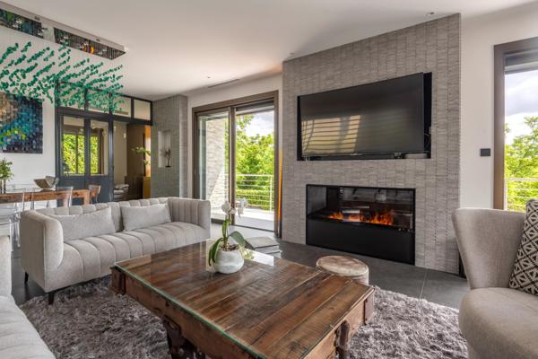 Fontaines Sur Saône - Maison de 284 m² environ - 5 Chambres - Terrain de 1Ha