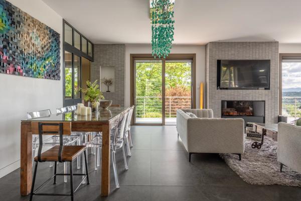 Fontaines Sur Saône - Maison de 284 m² environ - 5 Chambres - Terrain de 1Ha