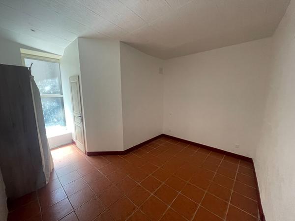 A LOUER Appartement T2 RDC Mont De Marsan - Quartier préfecture - 1 chambre cellier