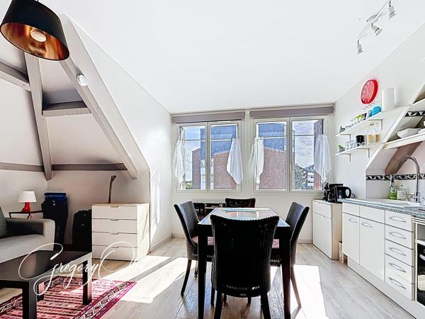Studio meublé avec place de parking privative