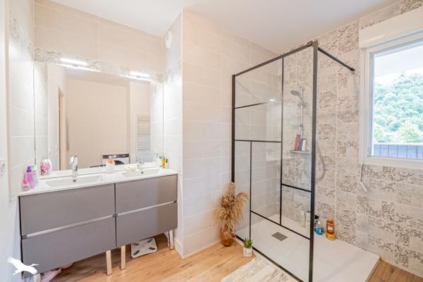 Appartement à vendre |  Floirac |  3 pièces | 71 m²