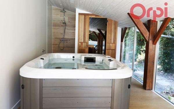 Maison à vendre    5 pièces •  Talmont-Saint-Hilaire