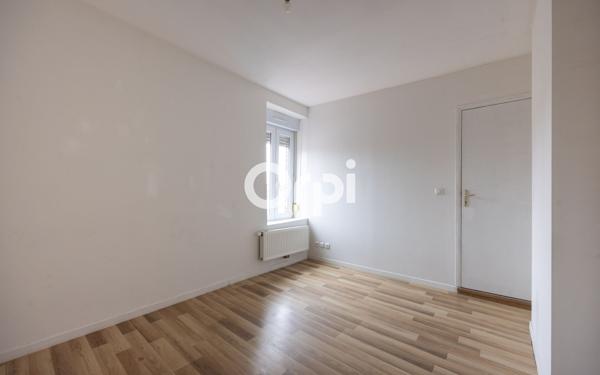 Immeuble à vendre    8 pièces • 166,52 m2 Mazingarbe