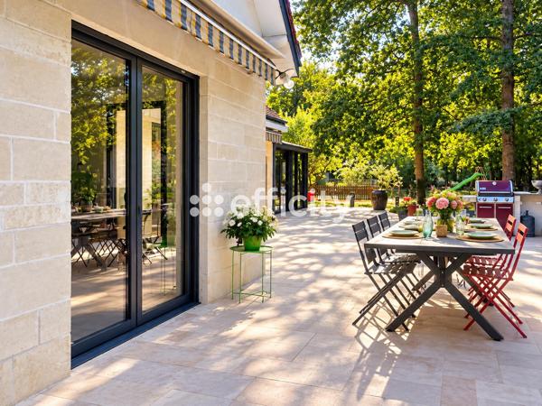 Maison
         7 pièces
        - 230 m² Bien prestige 575 000 € *