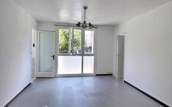 Appartement à vendre    4 pièces • 63,60 m2 Marseille 9