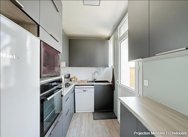 Maison Arcueil  78m2 + Studio indépendant de 25m2 et garage de 20m2 aménagé en studio aussi