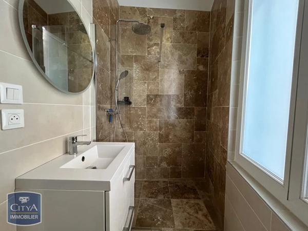Appartement à louer 1 pièce 25.08m² Béziers (34500)