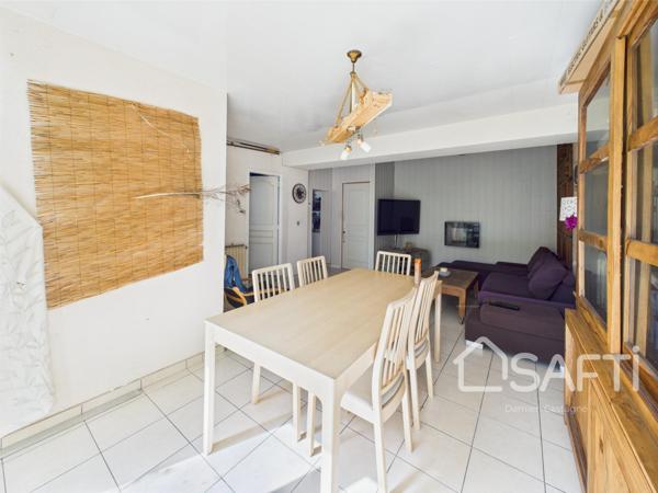 Damien CASTAGNÉ vous présente, à Saint-Médard-en-Jalles, dans le quartier recherché de Gajac, une maison de ville à fort potentiel !