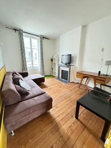Location
                Appartement48,37 m² - 2 Pièces -
                    ORLEANS (45000)