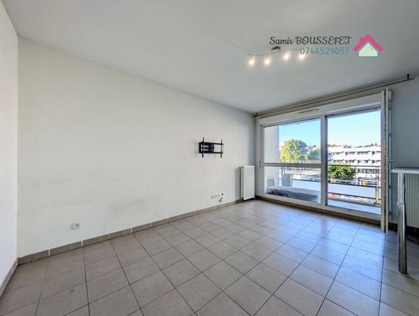 À vendre ? T2 de 44 m² avec terrasse, vue dégagée et parking en sous-sol ? Marseille 15e (quartier Saint-Louis)
