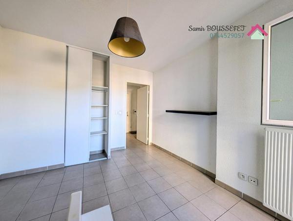 À vendre ? T2 de 44 m² avec terrasse, vue dégagée et parking en sous-sol ? Marseille 15e (quartier Saint-Louis)